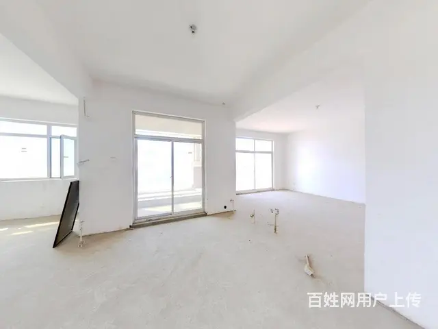 南北通透三面朝阳，阁楼有低点，带大阳台，通透效果好 - 图片 1