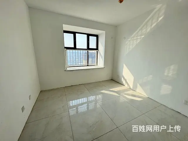 急售！单价3千多！ 卧牛石社区 好楼层简单装修  卧虎山记者 - 图片 3