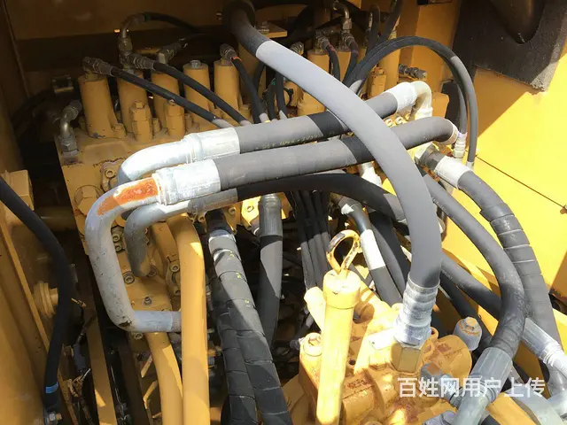 精二手挖掘机，卡特320D，原版原漆，车况极品。 - 图片 5