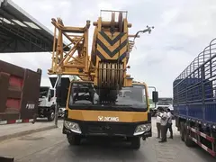 工地购买二手20-130吨吊车或黄标车