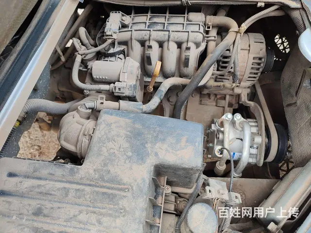 五菱荣光 双排坐平板车1.5排量 国5 - 图片 7