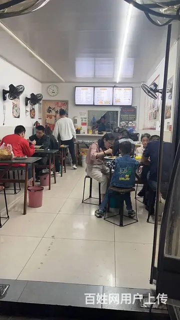 交通便利，周边配套成熟 人流量大 生意好做 - 图片 3