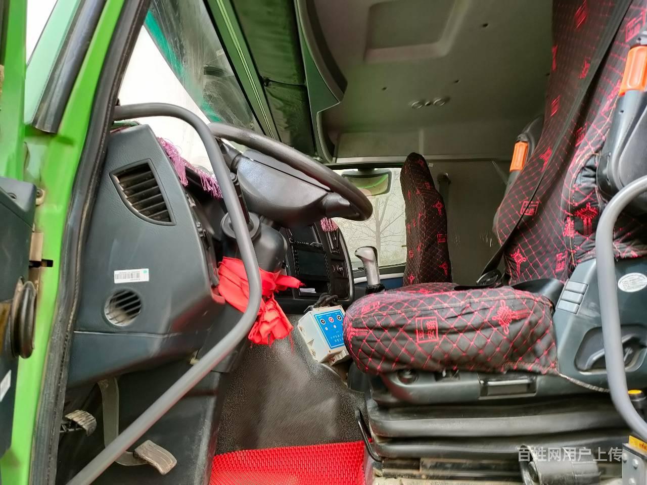 19年5月国五豪沃t7前四后八自卸车440马力8米