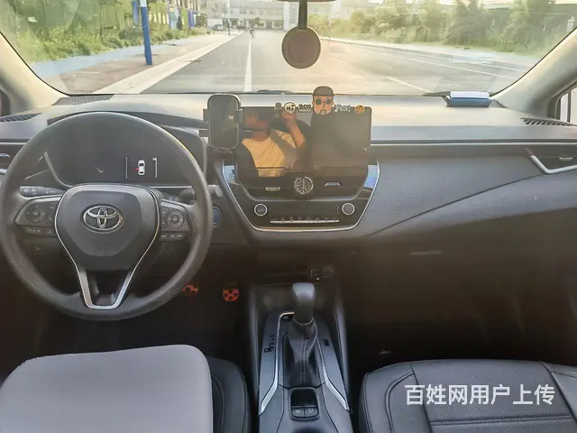 23款雷凌双擎1.8L豪华版 - 图片 6