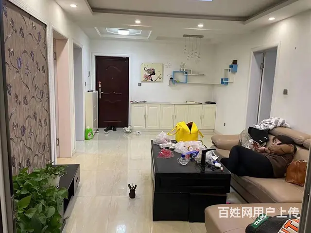 巴塞罗那2层2室电梯家电齐全空调网 - 图片 1