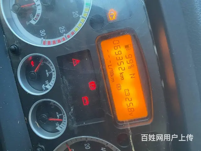 出售2019年8月上牌7.6米豪瀚箱车 电动双飞翼 - 图片 7