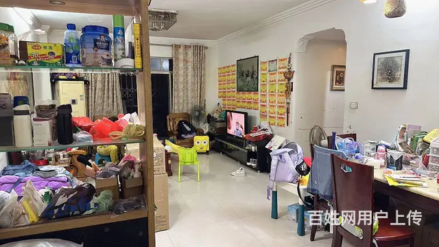 银山华庭 双卫格局 商业配套齐全 中间好楼层 小三房 - 图片 1