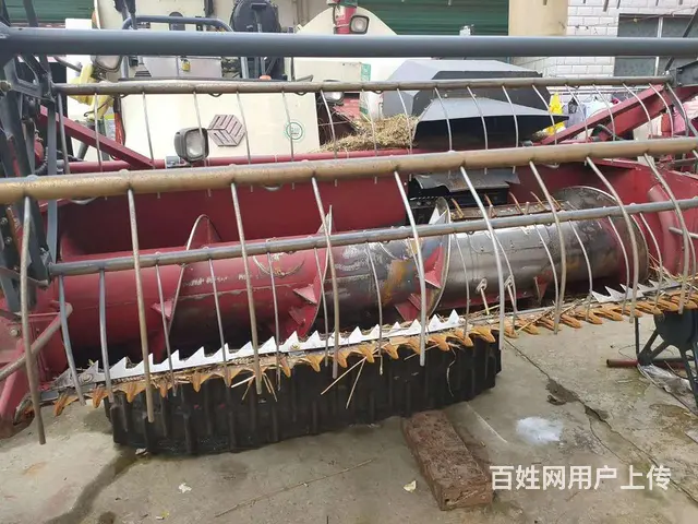 19年精品沃得收割收割机，二百小时，全车原版 - 图片 2