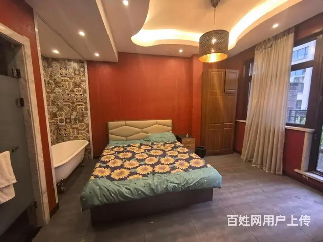 天鹅湾赫郡(别墅)  前后花园 两个车位 两个大露台 - 图片 3