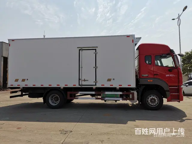 湛江 国五重汽豪瀚6.8米冷藏车 的图片与价格 - 图片 6