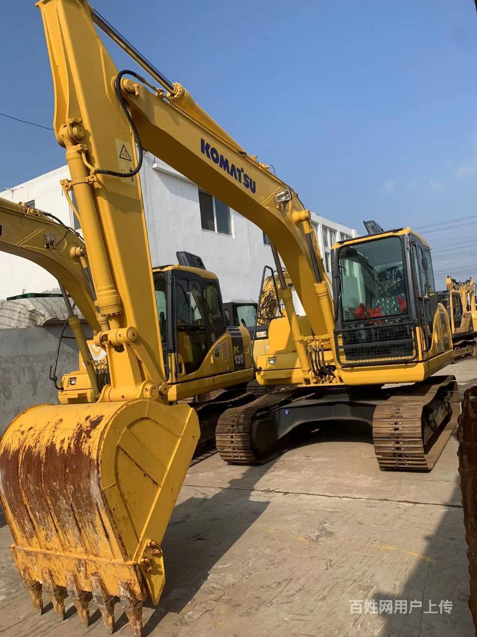 小松130-7,二手挖掘机,手续齐全,质保一年