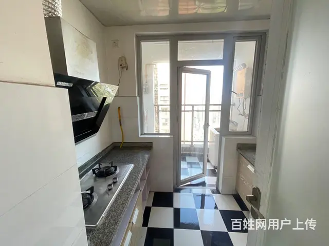单身公寓，压一付一，带大阳台 - 图片 5