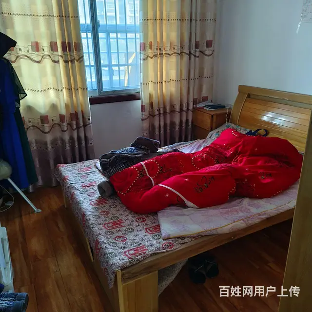 转让岀售一套房，北面后阳台送9个平方已装上玻璃房 - 图片 4