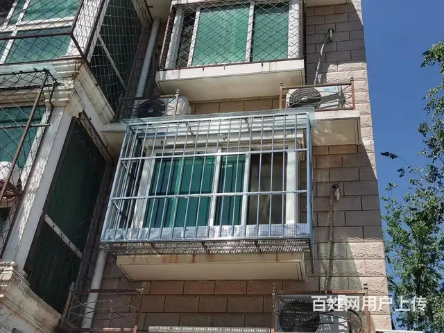 北京东城东直门安装防盗门阳台护栏护网安装小区防盗窗 - 图片 2