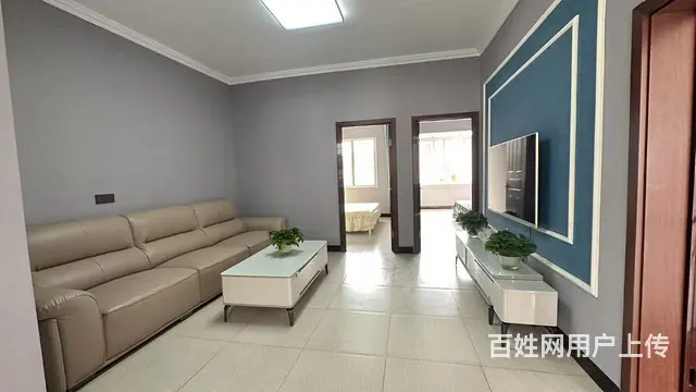 十小翔龙初中，翔龙山步梯，两室带大阳台，16万有少 - 图片 1
