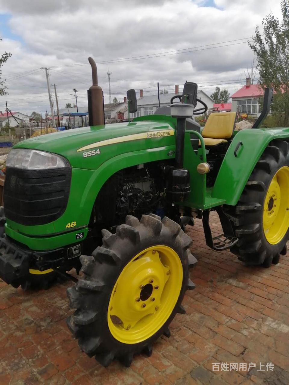 五常车辆 五常拖拉机/收割机 五常二手拖拉机 五常二手约翰迪尔1/5