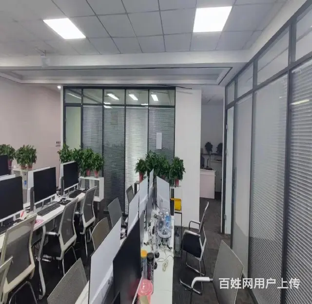 捡漏价！正大国际CPL，精装200平方，带隔断，看房随时联系 - 图片 1