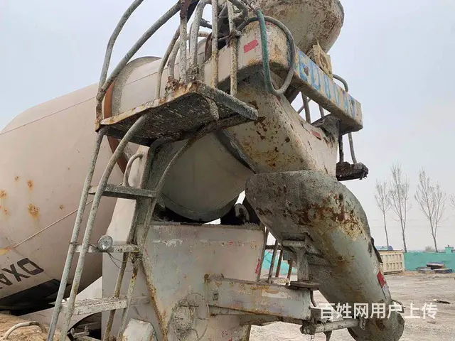 14年国三欧曼ETX搅拌车，340马力奔驰桥12速 - 图片 5
