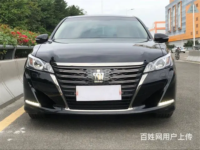 丰田 皇冠 2018款 2.0T 手自一体 时尚版 - 图片 3