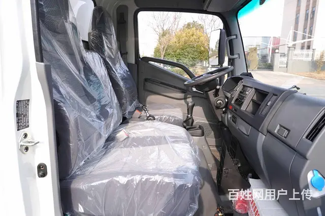 3米7国6江淮帅铃S3冷藏车海鲜水果冷链药品保温车 - 图片 4