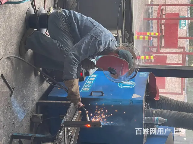 莱芜学电焊培训报名二保焊手把焊氩弧焊培训挖掘机零基 - 图片 3