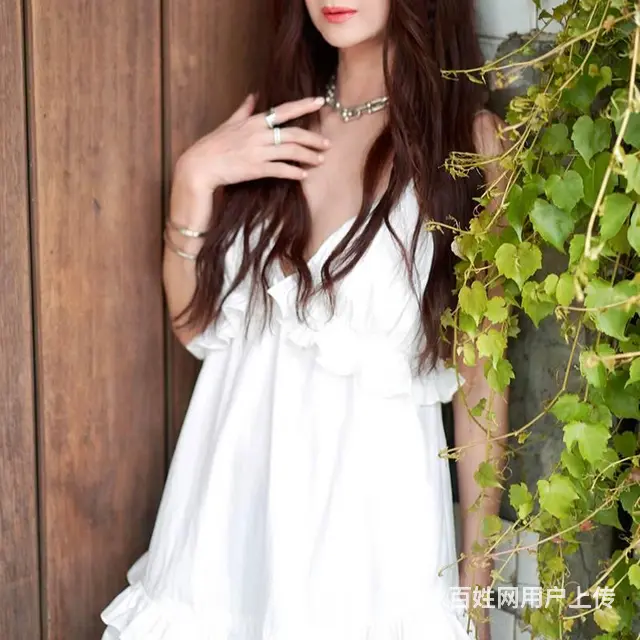 温碧霞IRENENA服装品牌薄款吊带裙 - 图片 2