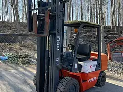 2.5吨，3.5吨3层门架升5.5米带侧移二手叉车