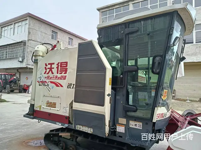 出售沃得收割机，个人一手车，价格不高 - 图片 1