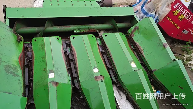 厚德玉米割台卖，沃得收割机卖，还有杂粮割台卖 - 图片 8