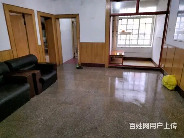 新迎新城、爱琴海旁，新迎北区3房2楼带露台急售！ - 图片 1