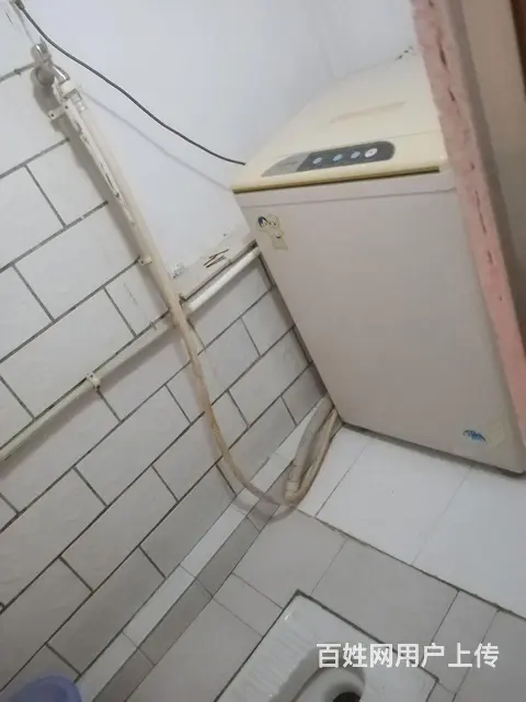 秭归县茅坪镇平湖大道302号一室一厅一厨一卫房屋出租 - 图片 2