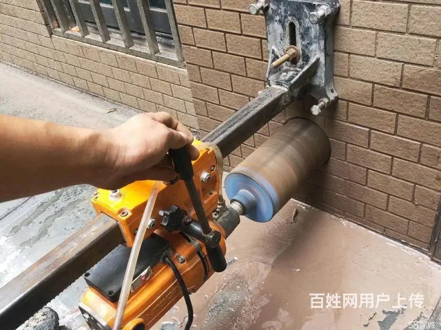 九江浔阳打孔师傅 打孔取芯 空调打孔 墙面打孔切割 - 图片 3