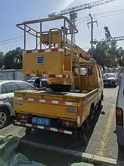 转让沪牌高空车车