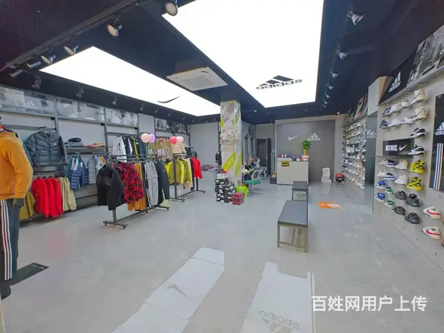 （易转介绍）义乌客流量多精装修服装店转让 - 图片 4