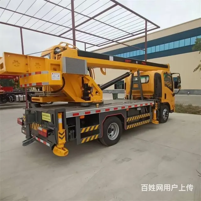 重汽豪沃6吨随车吊 国六排放 多功能汽车吊 - 图片 6