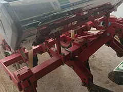 农哈哈玉米播种机