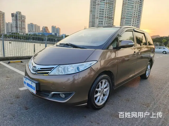 比亚迪M6 2013款 2.4 手自一体 尊贵型 - 图片 1