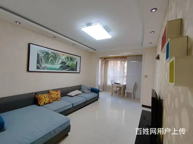 国际新城   4/17   两室两厅   83平   中装 - 图片 1