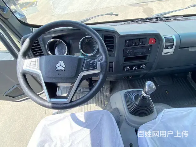 重汽豪沃蓝牌冷藏车 跑冷链运输蔬菜水果 可分期 - 图片 4