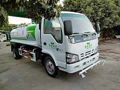 五十铃8方洒水车