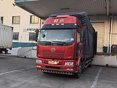 21年3月份解放J6L，240马力6缸8档6米8高