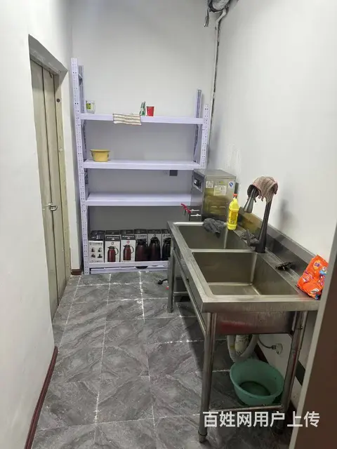 城北区柴达木路空铺(房东）出租（餐饮和超市不可做） - 图片 4