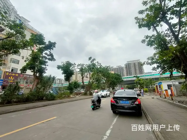 （51旺铺推荐)海秀西路金华苑60平铺面出租 - 图片 5