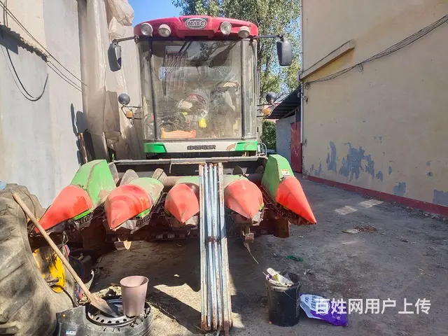 中国收获玉米收割机 - 图片 2