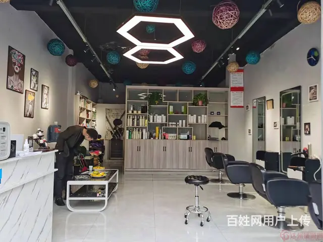 （达州铺源网）南外领域广场旁55㎡美发店转让 - 图片 2