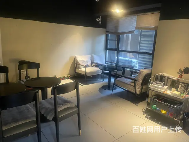 （51旺铺推荐）海德公馆140平咖啡酒馆转让 - 图片 4