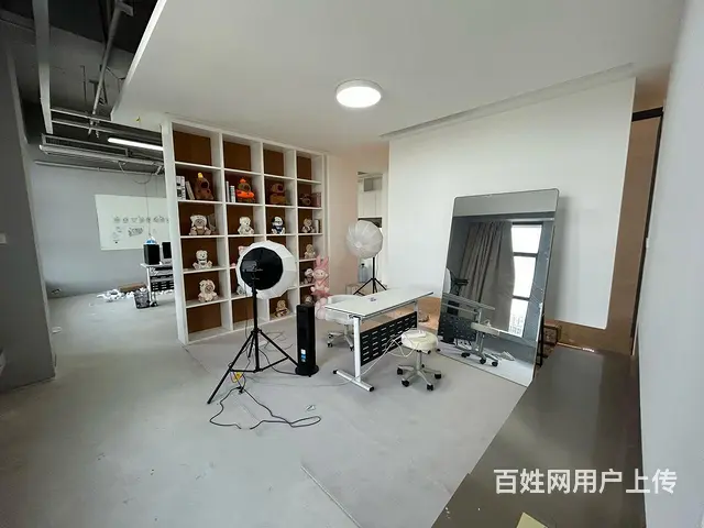 双地铁口 孵化器设计工作室 现房直租 服装 设计 直播 电商 - 图片 5