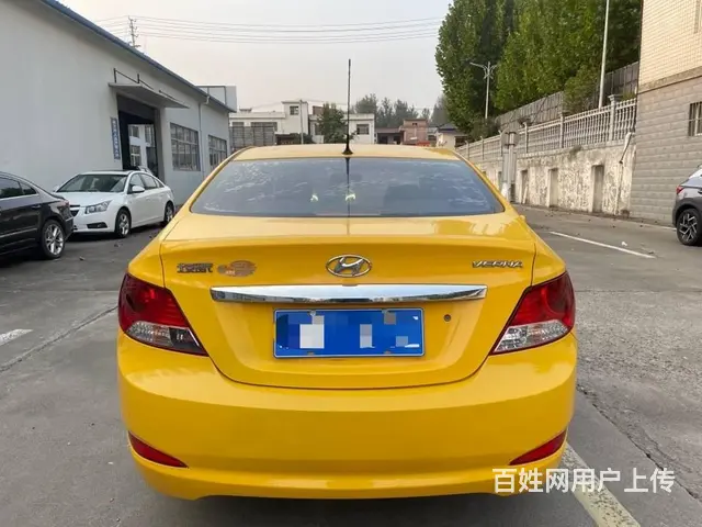 现代 瑞纳 2010款 瑞纳-三厢 1.4 手动 GS 舒适 - 图片 4