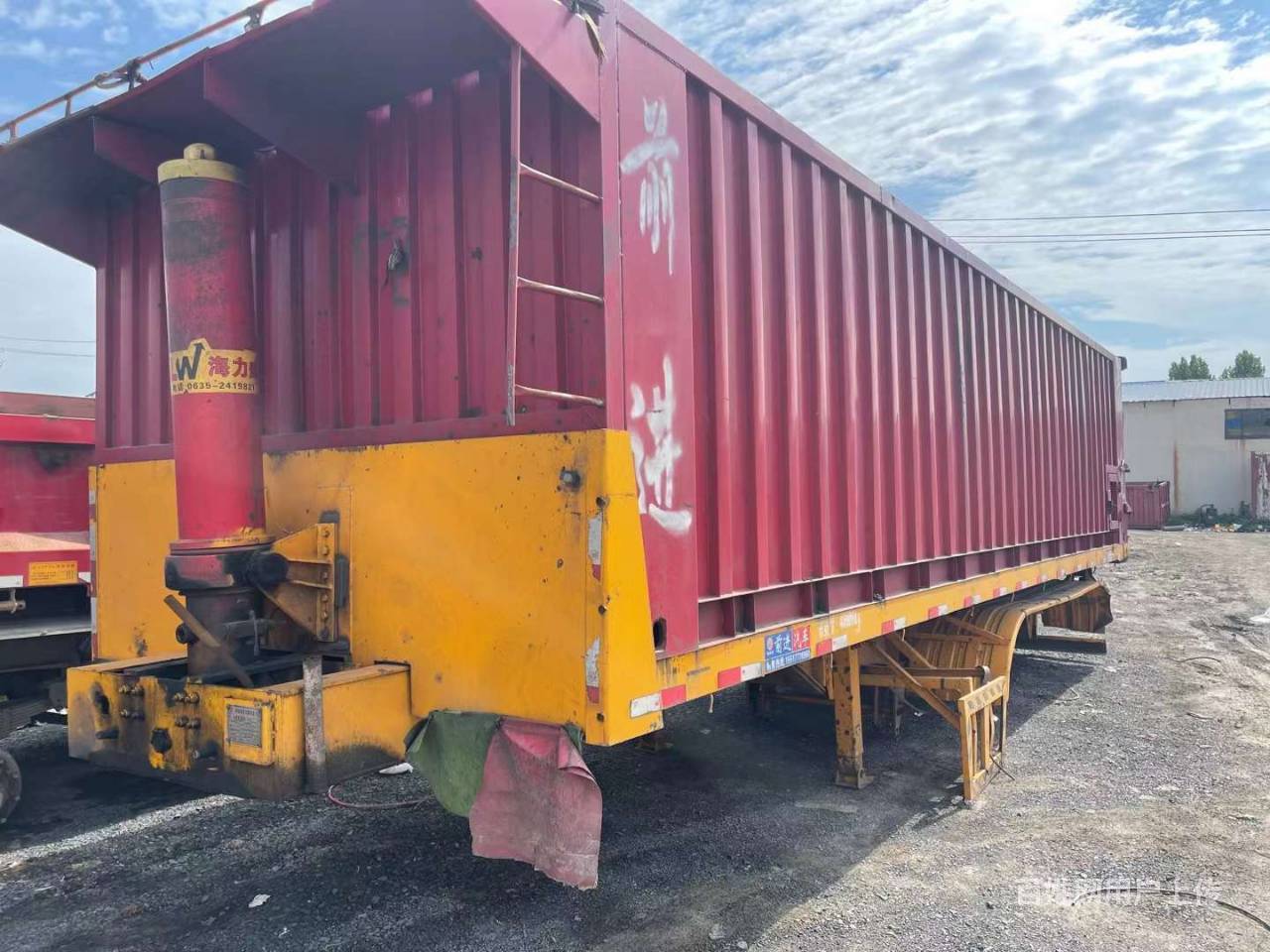 9米二手平板后翻半挂车 广东富华桥 带原车手续