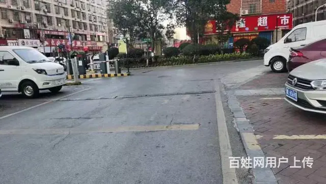 华润置地广场旺铺出租 - 图片 4